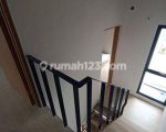 thumbnail-rumah-2-lantai-baru-full-furnished-siap-huni-5