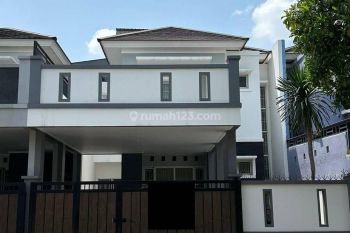 Sewa Rumah Full Bangunan Semifurnish di Boulevard Banjar Wijaya