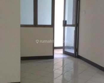 Apartement 2 Kamar Tidur, Siap Huni, Lokasi Strategis