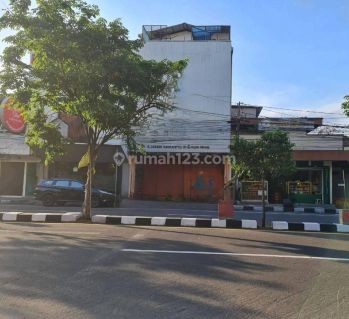 Ruko super strategis di Jalan Laksda Adi Sucipto Jogja