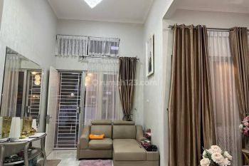 Rumah Sudah Renovasi SHM di Harapan Indah Cluster Ifolia , Bekasi