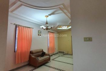 Rumah Lebar 1lantai di Telaga Pelangi