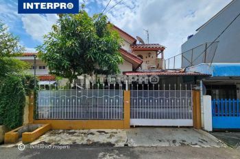 Dijual Rumah Bagus Terawat 2 Lantai Taman Meruya Ilir Lt 120m2
