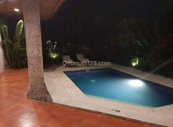 Clasic and Homey Villa In A Residential Safe And Quiet Environment In Ungasan