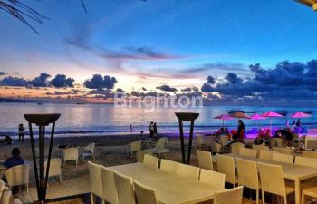 Beach Club Resto langsung pantai Kedonganan Jimbaran