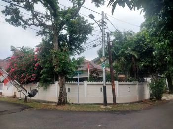 Dijual Rumah Hoek di Kawasan Elite Gandaria Kebayoran Baru