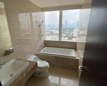 BEST PRICE!! DISEWAKAN ! Apartemen Menteng Park