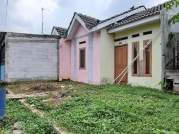 Rumah Subsidi Posisi Hook depan Taman Lingkungan sudah ramai