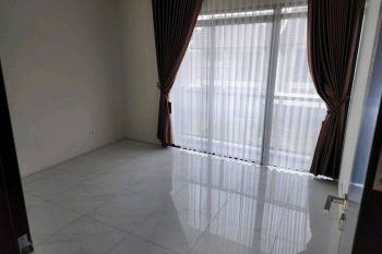 Sewa Impian Rumah Keren 2 Lantai Kota Baru Parahyangan Bangunan Baru