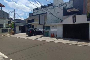 Rumah kebayoran baru cocok Usaha dan office