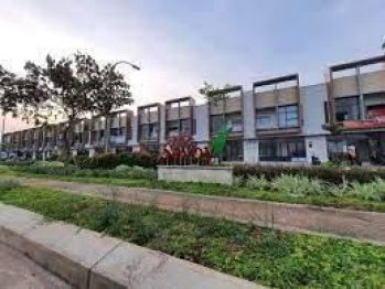 Ruko Savoy di Jakarta Garden City, Jakarta Timur