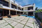 thumbnail-new-guest-house-for-lease-with-12-bedrooms-in-sanur-2