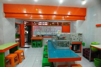 Ruang usaha disewakan di jalan poros kota Malang Letjend Sutoyo Purwantoro Cocok