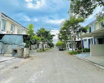 Disewakan Rumah 4 Kamar Tidur di Northwest Park Citraland Surabaya