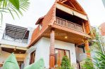 thumbnail-for-rent-villa-with-ricefield-view-in-pererenan-1