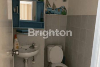 Apartemen Puncak Kertajaya Tower B Selatan Di Lantai 18 Dengan View Pool