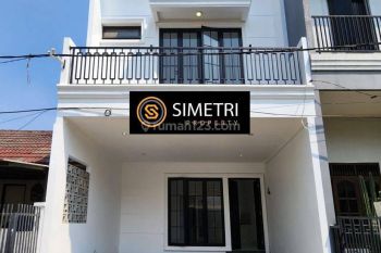 Rumah American Classic Graha Raya Lokasi Strategis Siap Huni Baru SHM - Hak