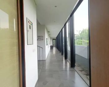 Di jual tanah dan bangunan 8.258 M2
