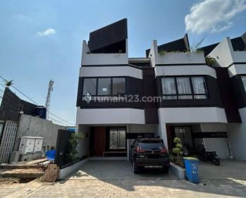 Rumah Brand New Posisi Hook Di Pondok Cabe Dekat Mrt Lebak Bulus