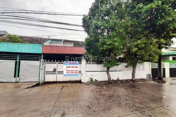 Rumah Besar dan Luas Pinggir jalan taman ratu(TR65)