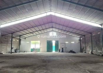 Dijual Gudang Tempat Usaha Raya Tanjungsari Surabaya