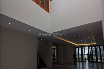 Disewakan Rumah Lombok Menteng Modern Minimalis Sudah Renovasi