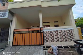 Rumah Baru 1,5 Lantai Siap Huni