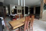 thumbnail-rumah-mewah-2-lantai-siap-huni-sayap-dago-bandung-3