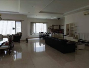 Rumah Luas dan Mewah 2 Lantai di Taman Permata Milenium Karawaci Tangerang