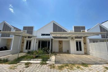 Dijual Rumah Furnished Dekat Pasar Srowot