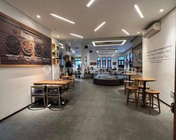 Ruang Usaha Luas Strategis di Jl Riau Bandung