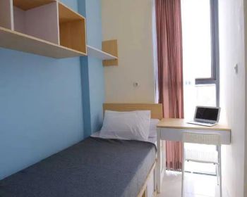 Kost Bersih & Murah Abdi Muwardi Tipe Jendela Tinggi Dekat Roxy Square