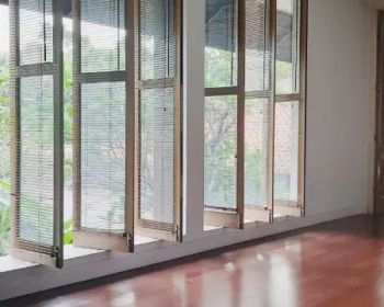 Rumah mewah siap huni lengkap dengan kolam renang di Kemang Selatan