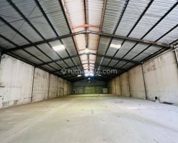 Dijual gudang lokasi bagus dan siap pakai