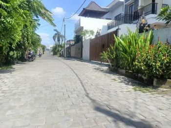 Jual tanah di lingkungan elit di laksamana Renon Denpasar Bali