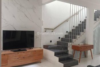 Rumah Bagus di Sektor 9 Bintaro Jaya 4,15 M 11495 Oc