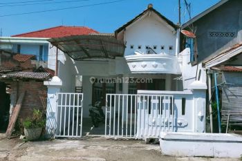 Disewakan rumah di Jl. Kaligarang, Gisiksari