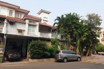 Dijual Rumah Dijalan Utama Bukit Gading Mediterania Kelapa Gading
