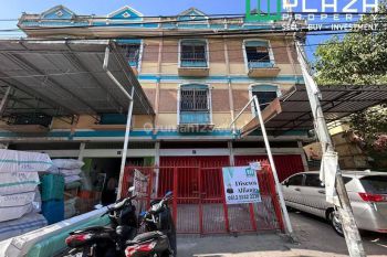 Disewakan ruko 3lt di Jl. Cakalang, Makassar (al)