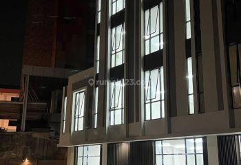 Ruko 2 lantai di sekitarKebon Jeruk, Jakarta Barat