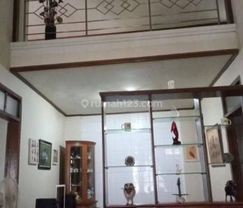 Disewakan Rumah Dalam Gang Sayap Kurdi