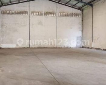 Gudang Marunda Center Bebas Banjir Akses Kontainer