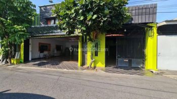 Rumah dan ruang usaha siap pakai dekat jalan honggowongso solo