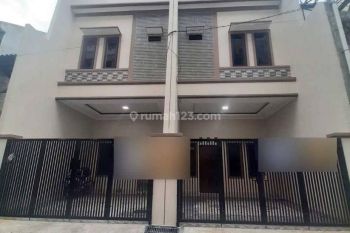 Rumah Baru Siap Huni Bebas Banjir Di Tanjung Duren(TD188)