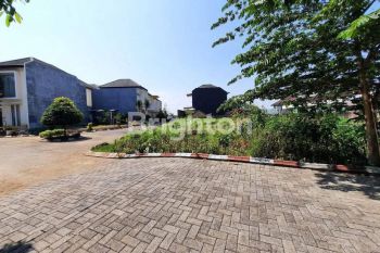 TANAH KAVLING POJOK SIAP BANGUN APPLE 8 BATU (SEBELAH MALL BATOS)