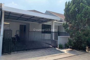 Disewakan Rumah Di Komplek Elite Singgasana Pradana