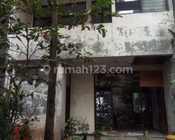 Rumah Kantor 2 Lantai Strategis di Surya Sumantri Bandung Utara