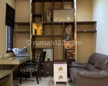 SUPER LANGKA .. DISEWAKAN CEPAT RUMAH DI PREMIER MANSION , RAPI , FURNIHSED , ,