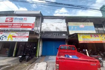 Disewakan Ruko Pusat Bisnis Jl. Veteran Utara