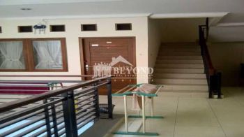 RUMAH KOSAN SEDANG BERJALAN DEKAT KAMPUS TERKENAL DI BUAH BATU BANDUNG